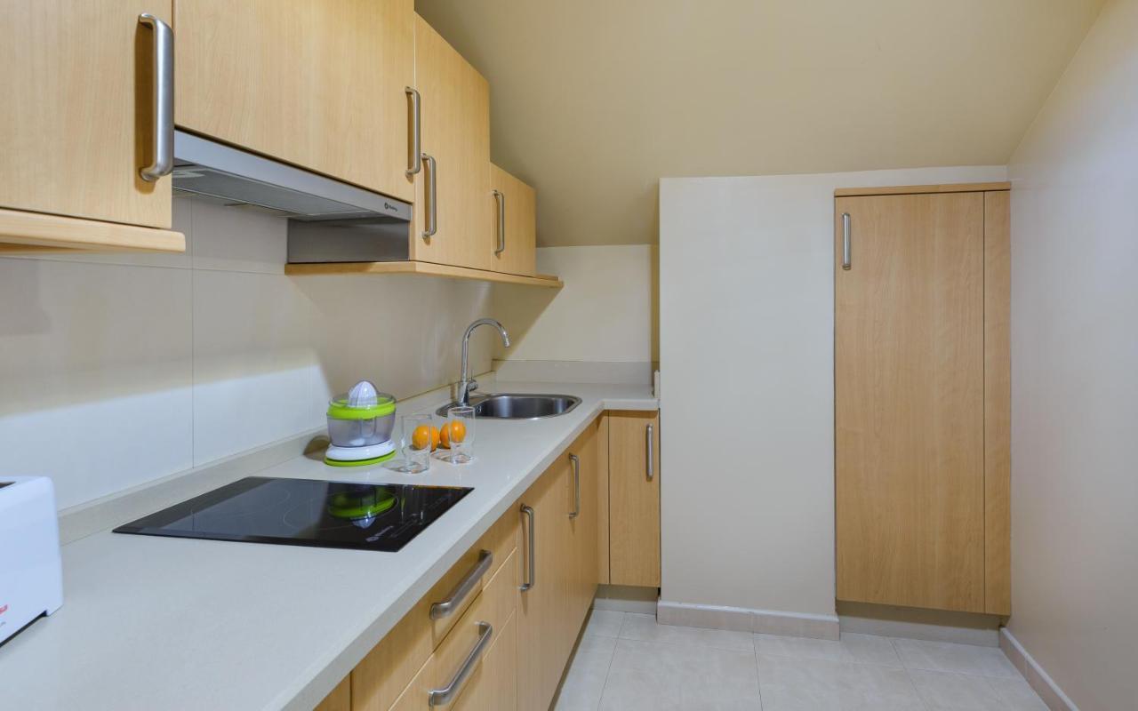 סנשנשו Apartamentos Trisquel מראה חיצוני תמונה