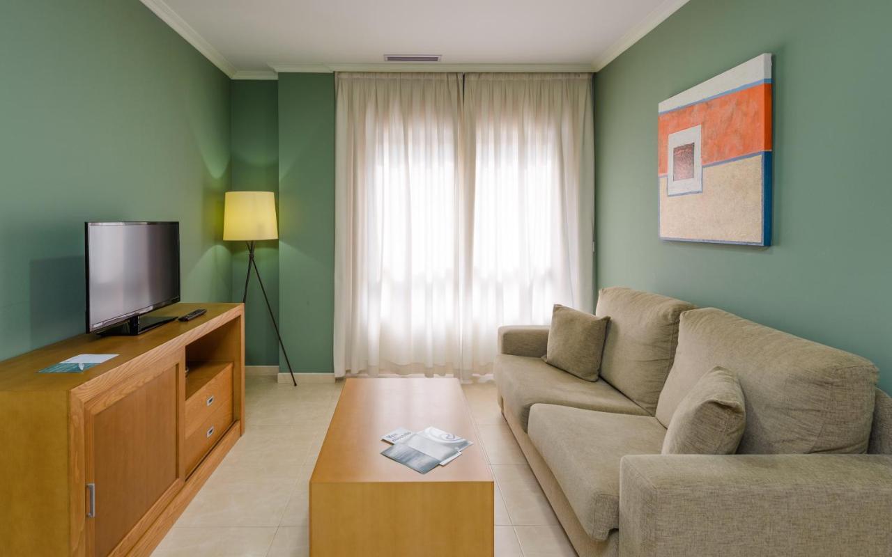 סנשנשו Apartamentos Trisquel מראה חיצוני תמונה