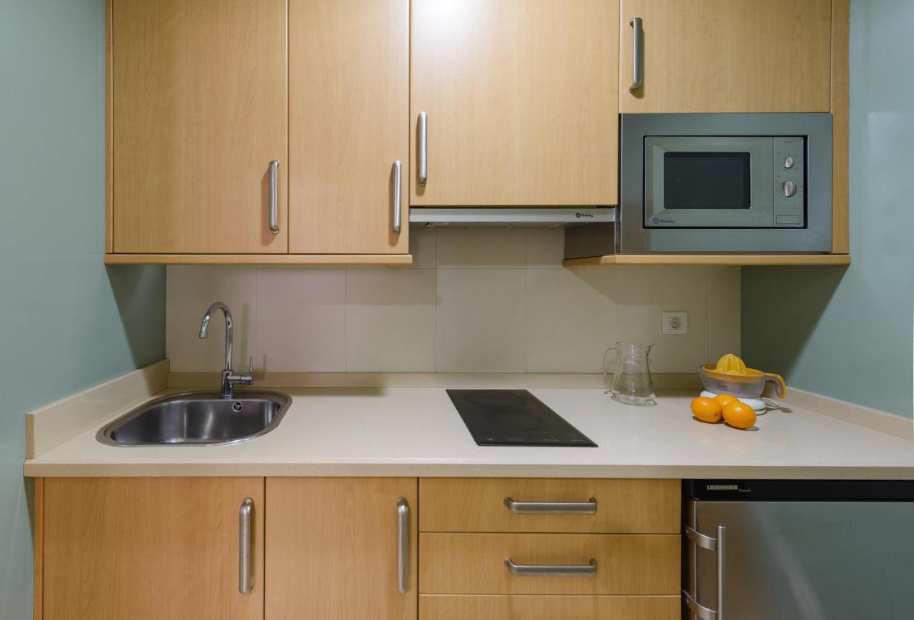 סנשנשו Apartamentos Trisquel מראה חיצוני תמונה