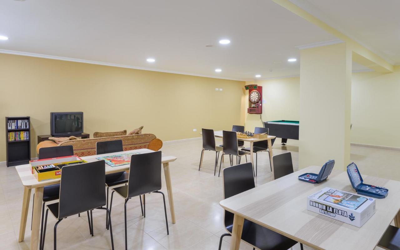 סנשנשו Apartamentos Trisquel מראה חיצוני תמונה