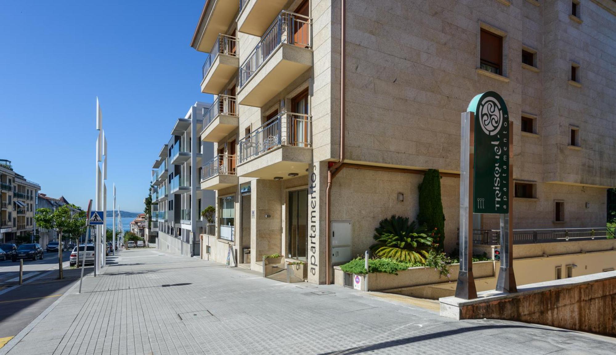 סנשנשו Apartamentos Trisquel מראה חיצוני תמונה